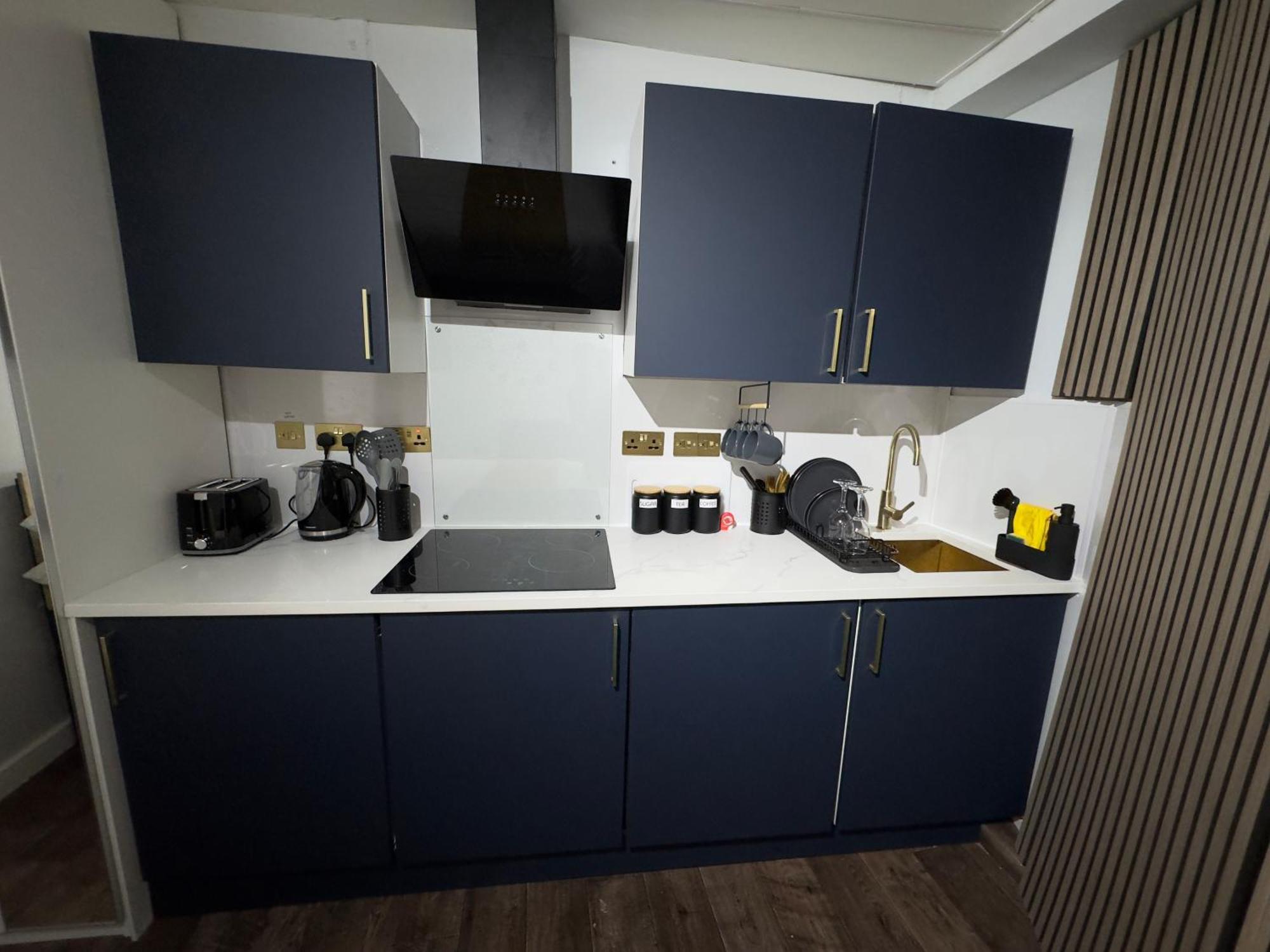 Newly Renovated Studio In Center Luton  Dış mekan fotoğraf
